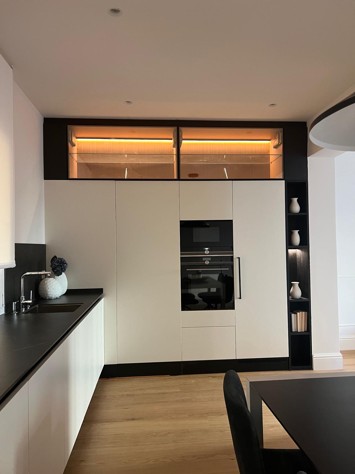 MONTE ESQUINZA — galería